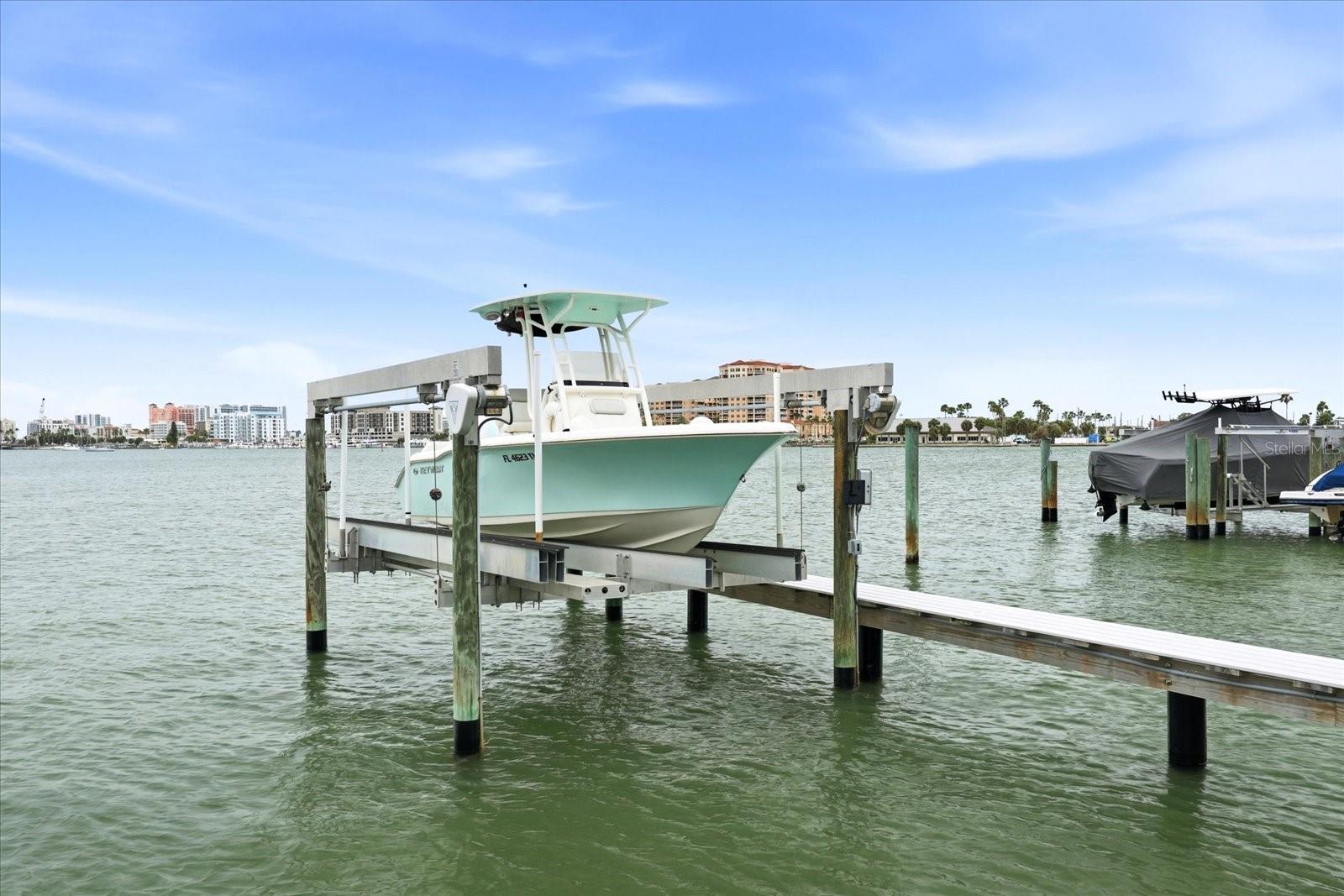 Photo of 610 ISLAND WAY #201 CLEARWATER BEACH FL 33767