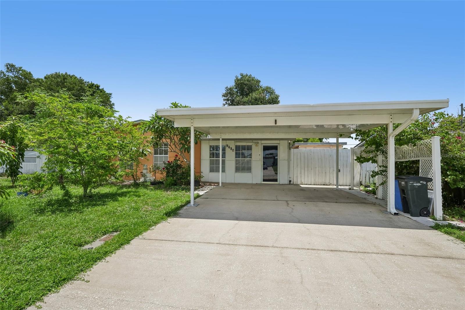 Photo of 9680 PARK LAKE DRIVE PINELLAS PARK FL 33782