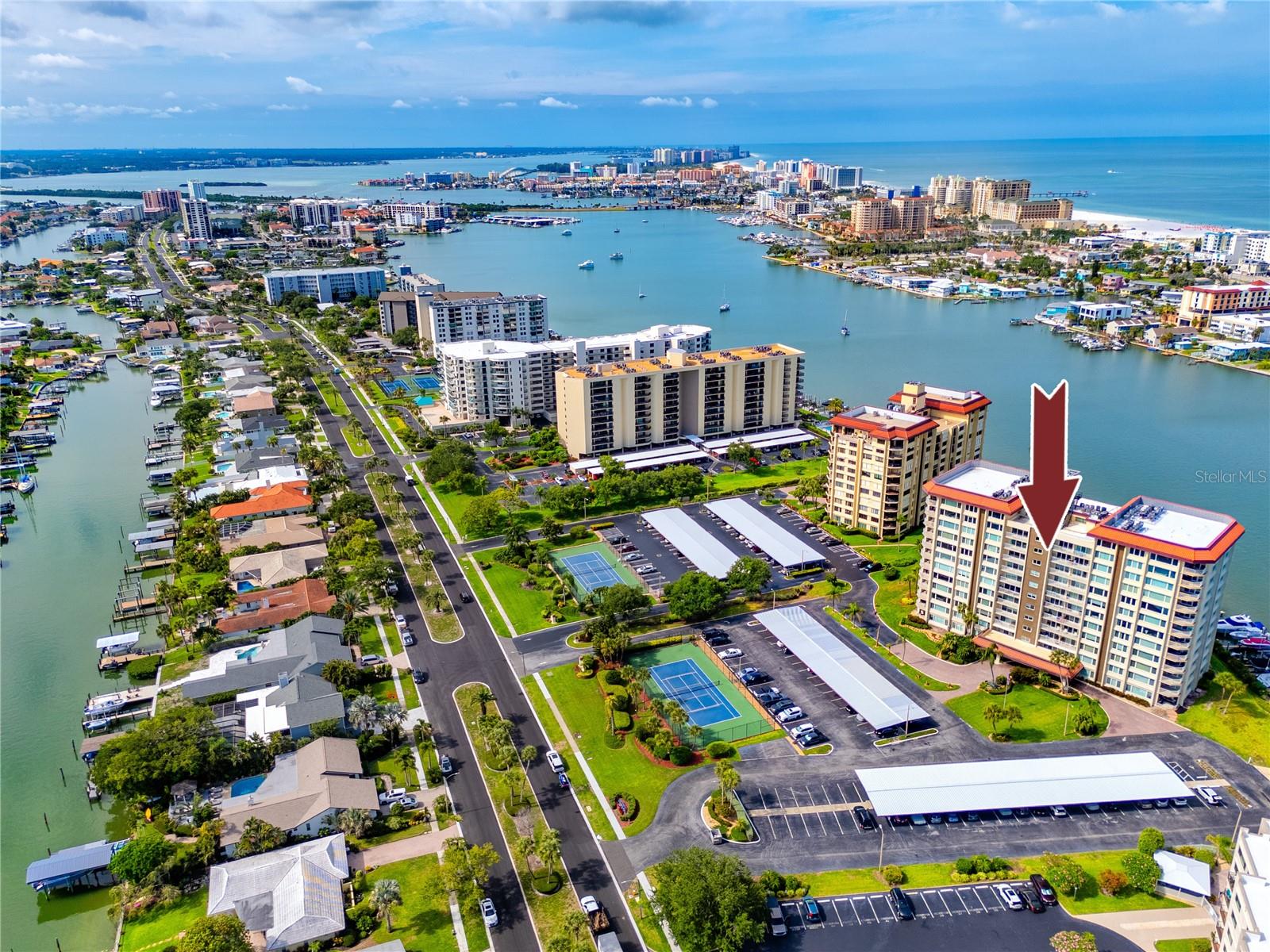 Photo of 736 ISLAND WAY #1001 CLEARWATER BEACH FL 33767