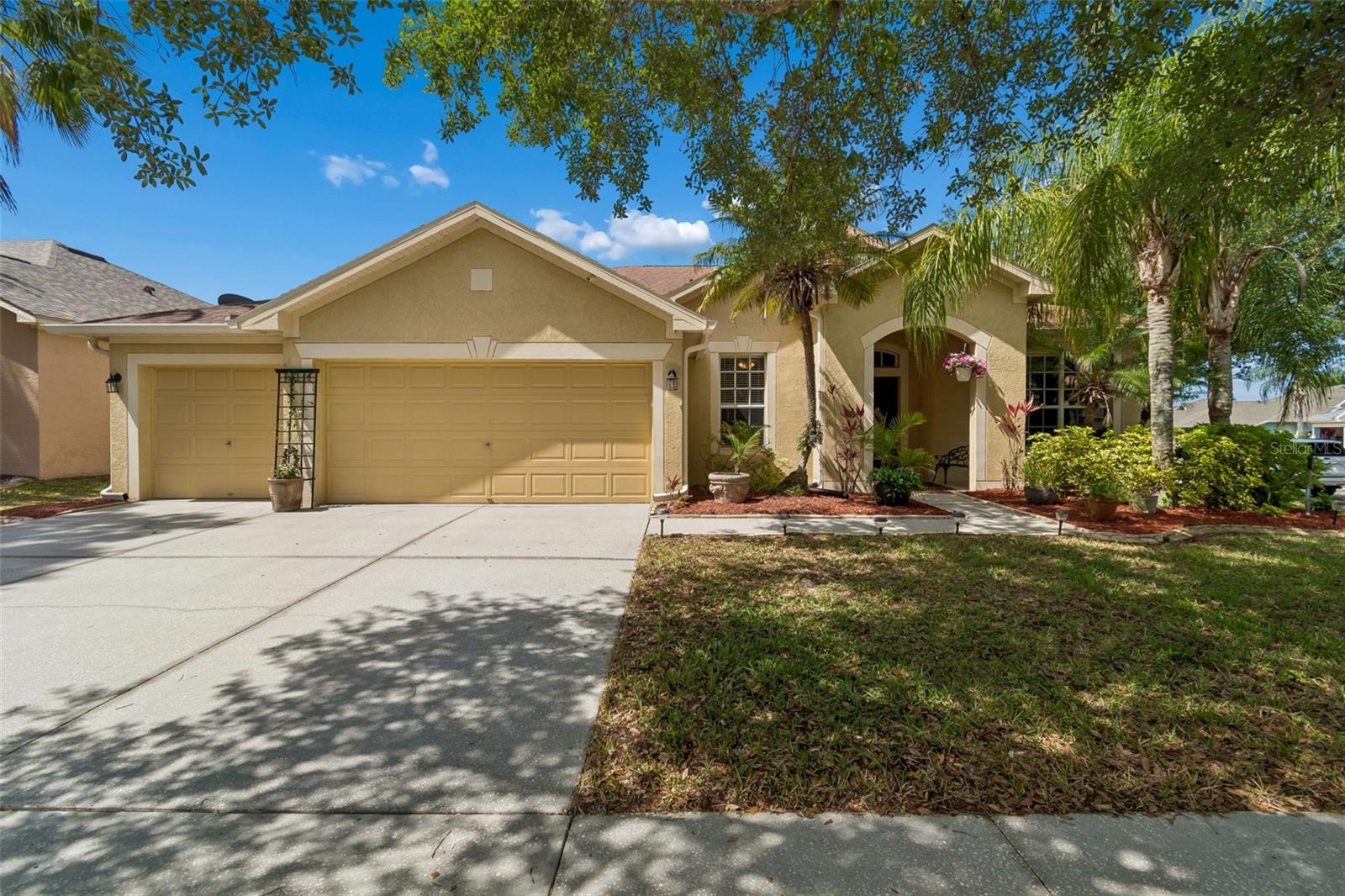 Photo of 10901 WILDCAT DRIVE RIVERVIEW FL 33579