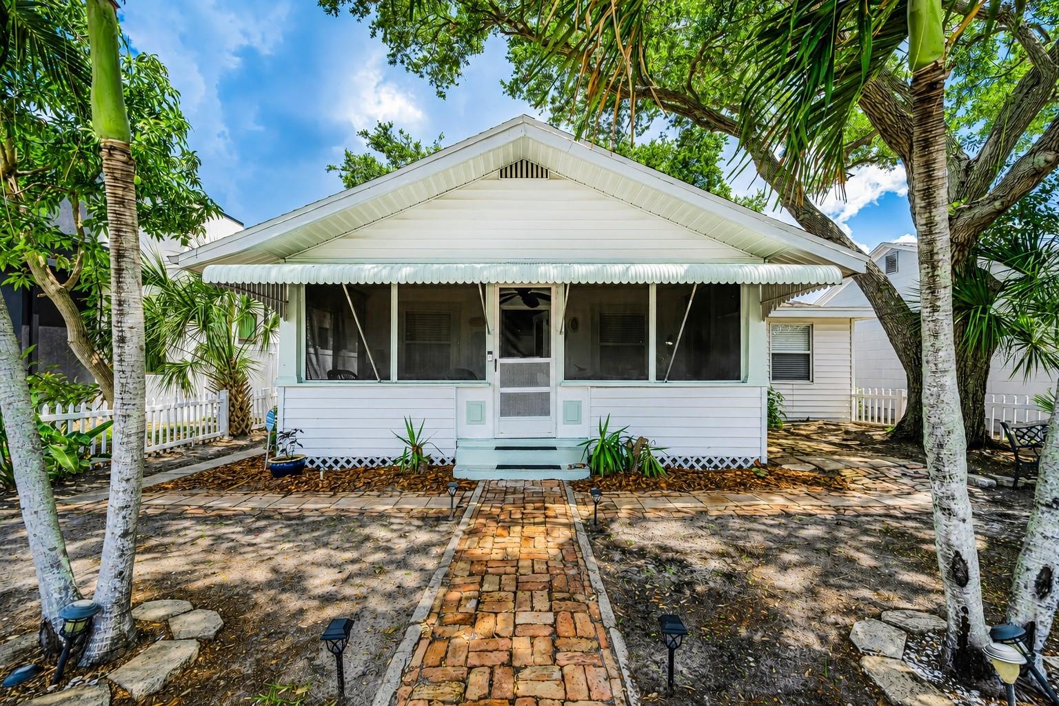 Photo of 3829 2ND AVENUE ST PETERSBURG FL 33713