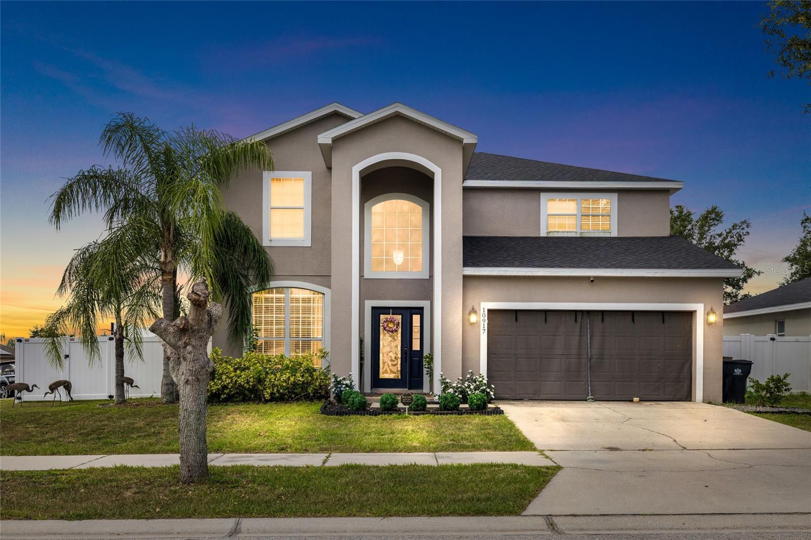 Photo of 10917 DUNSCORE COTTAGE WAY WIMAUMA FL 33598
