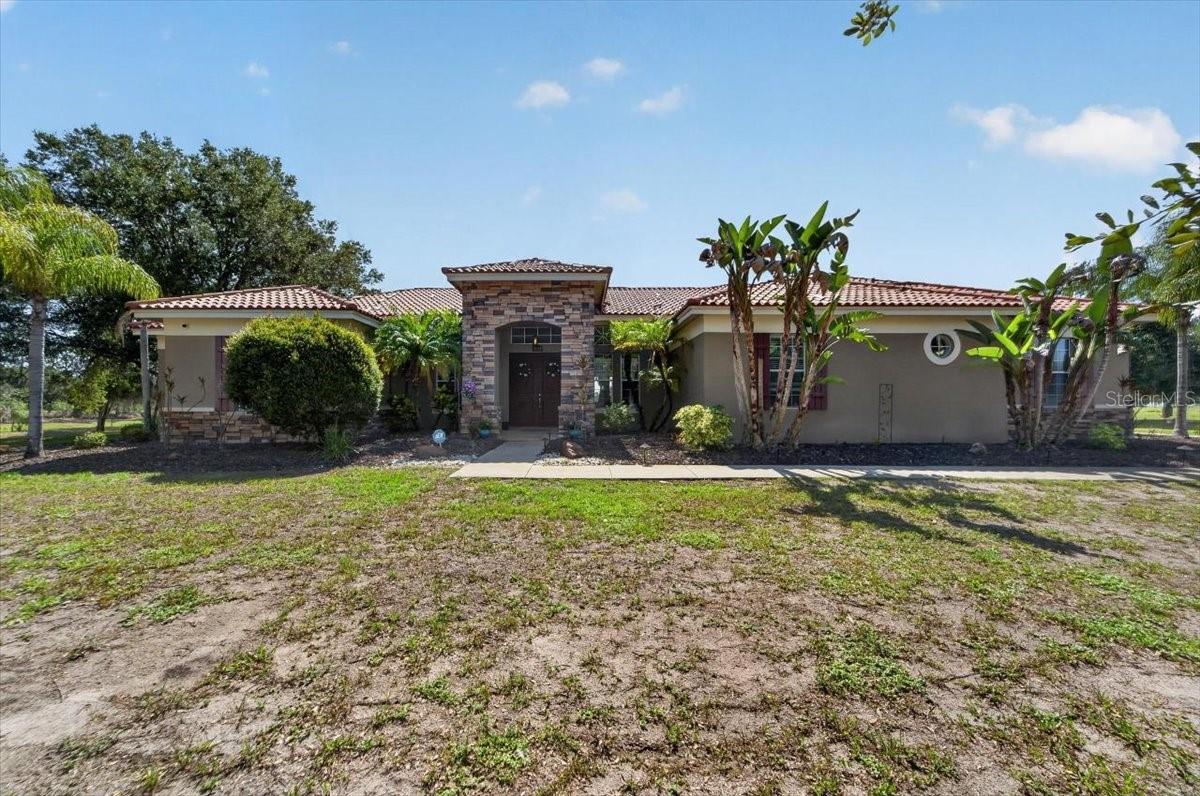 Photo of 5325 LAKE SIENA DRIVE WIMAUMA FL 33598