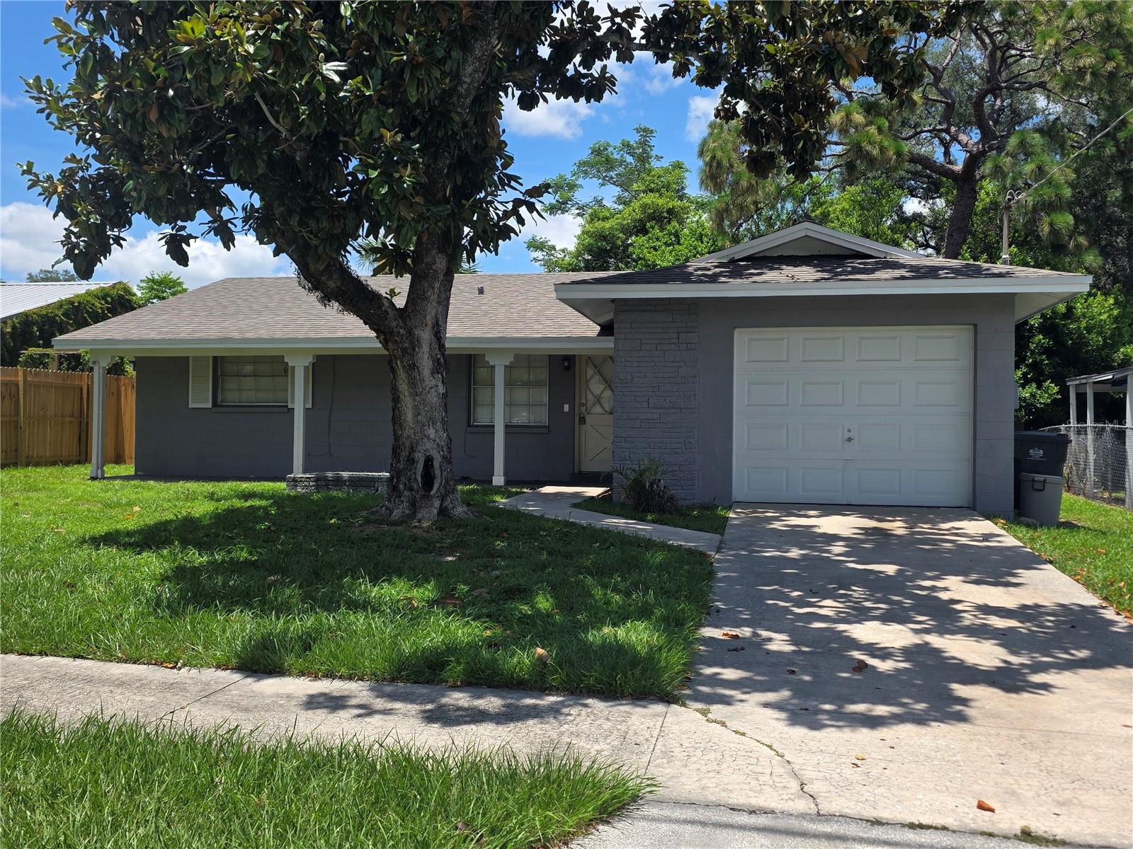 Photo of 7334 PONDEROSA DRIVE TAMPA FL 33637