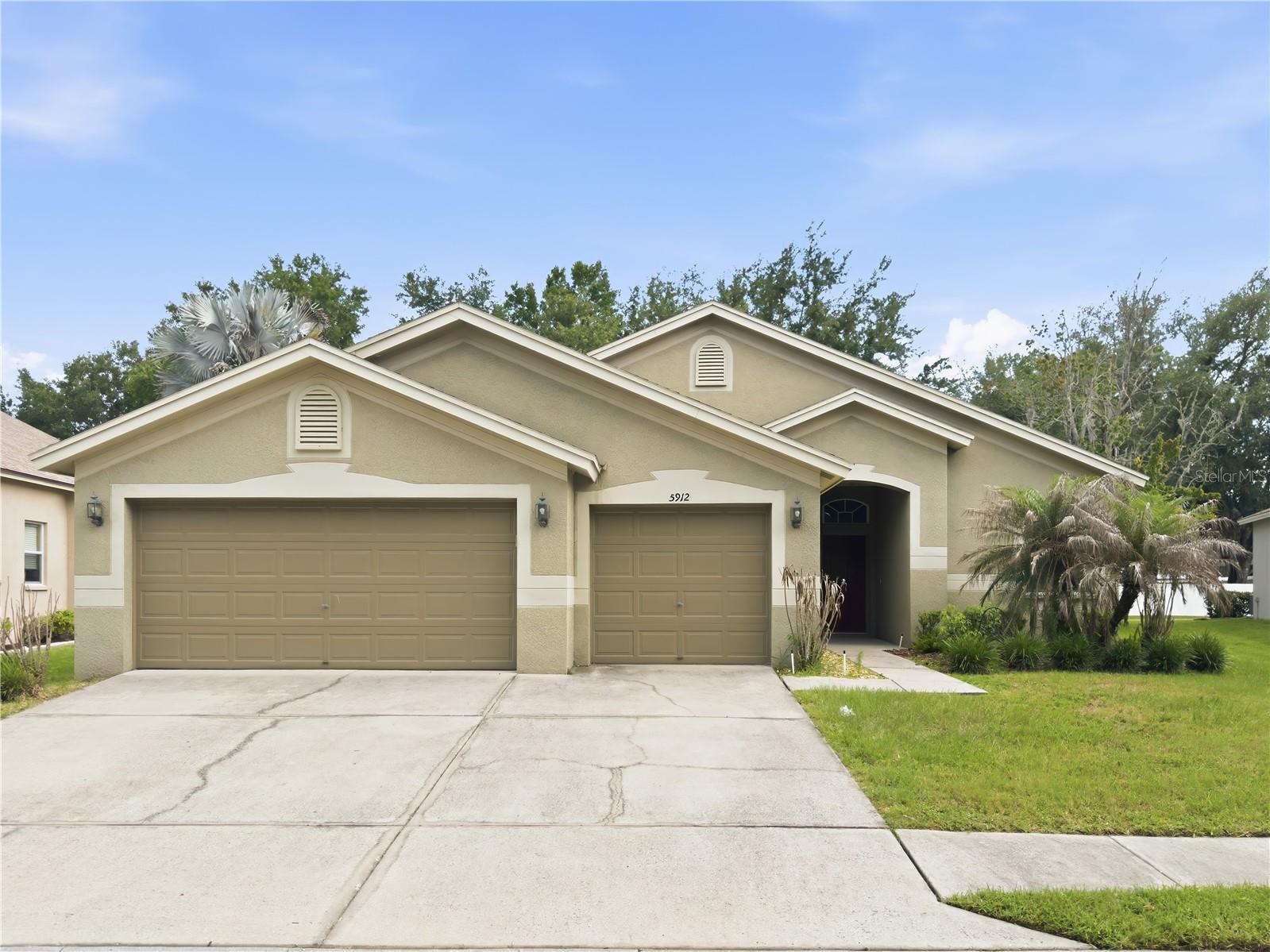 Photo of 5912 BRAMBLE BUSH COURT ZEPHYRHILLS FL 33541