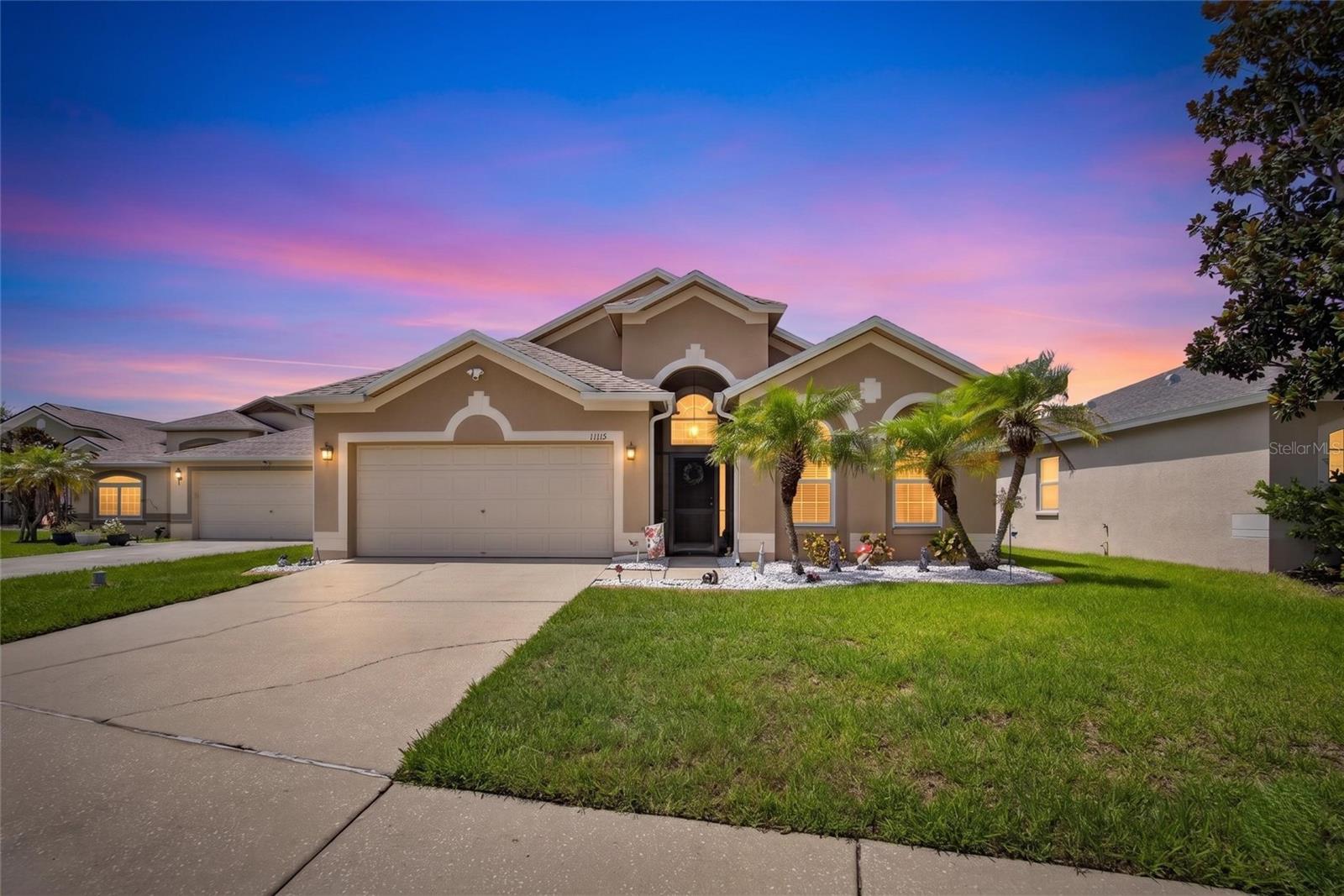 Photo of 11115 SILVER DANCER DRIVE RIVERVIEW FL 33579