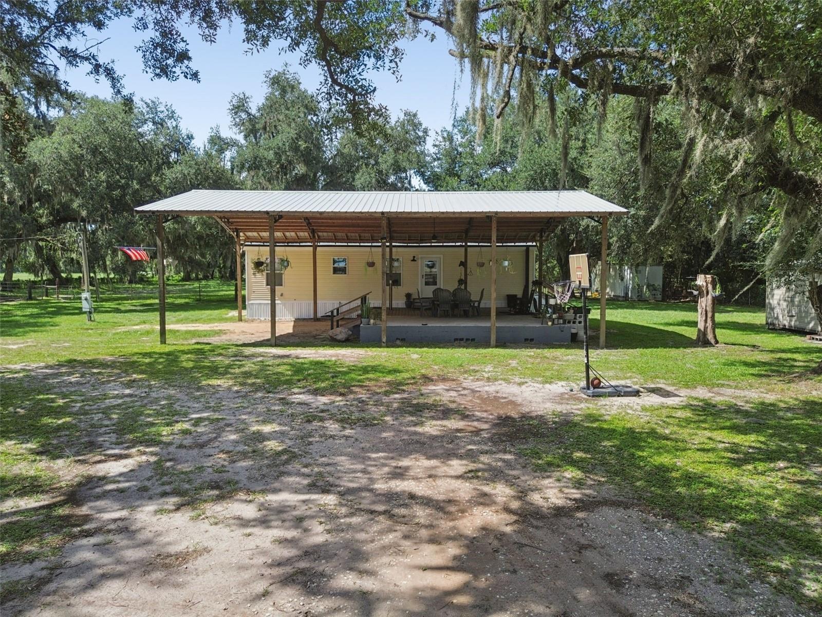 Photo of 4920 W KNIGHTS GRIFFIN ROAD PLANT CITY FL 33565