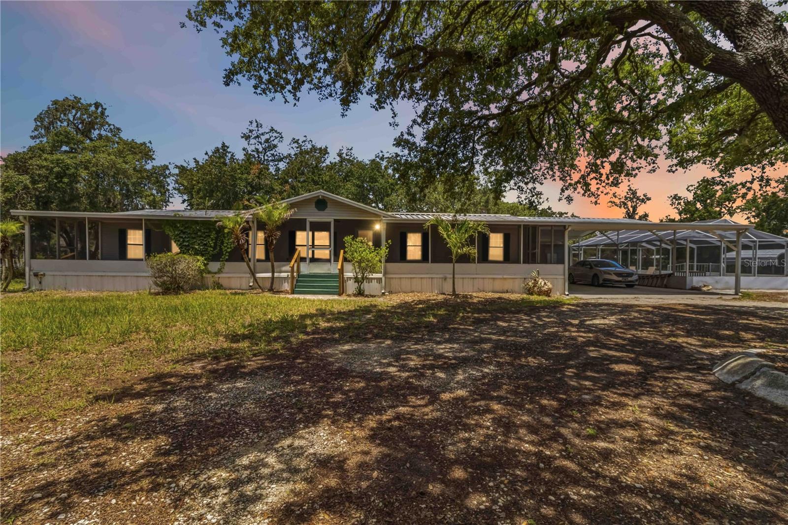 Photo of 12104 WOODSIDE DRIVE RIVERVIEW FL 33579