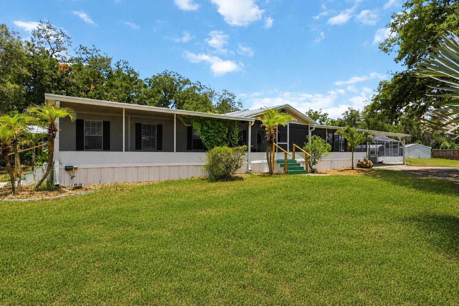 Photo of 12104 WOODSIDE DRIVE RIVERVIEW FL 33579