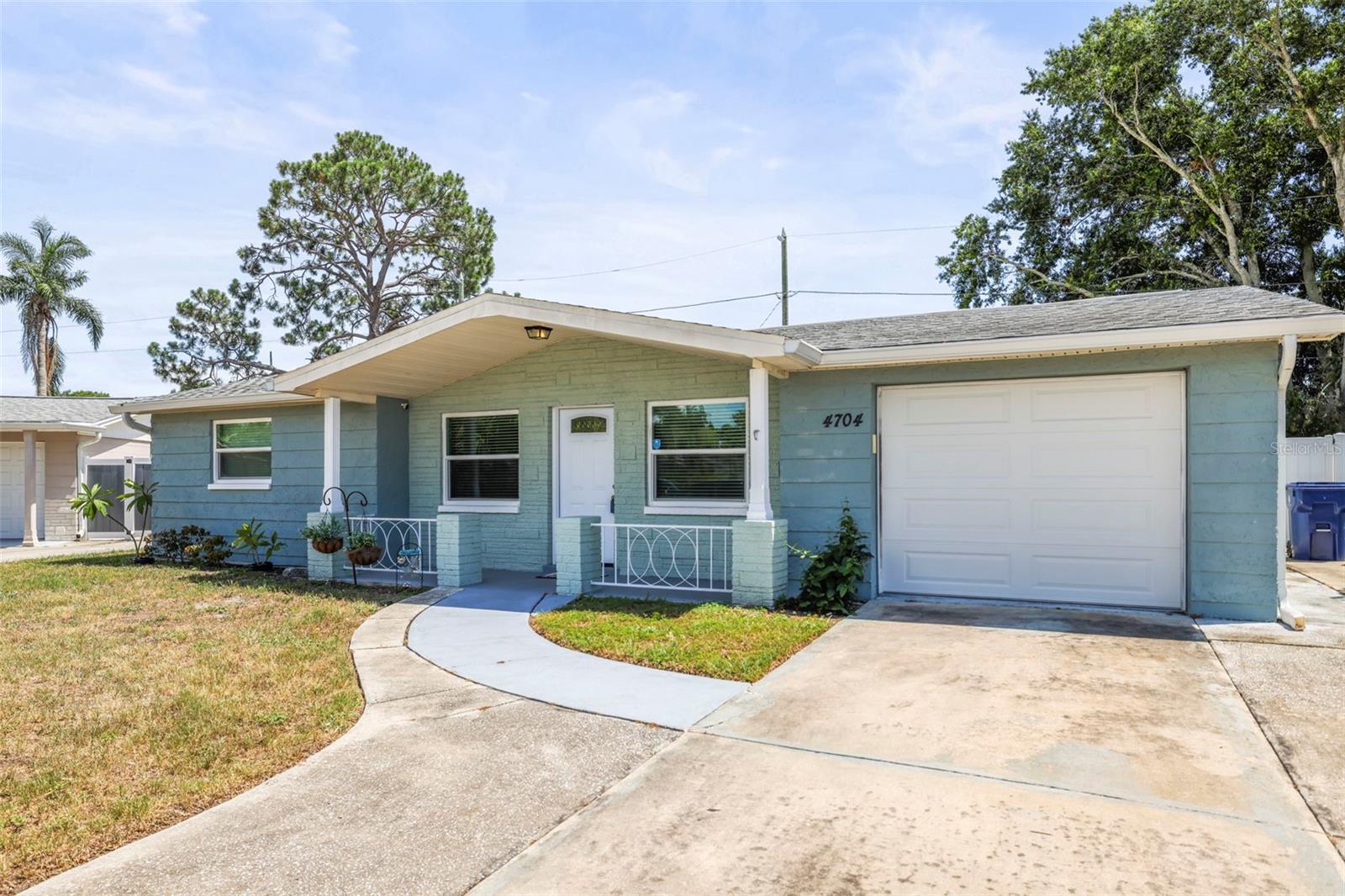 Photo of 4704 KOALA DRIVE HOLIDAY FL 34690