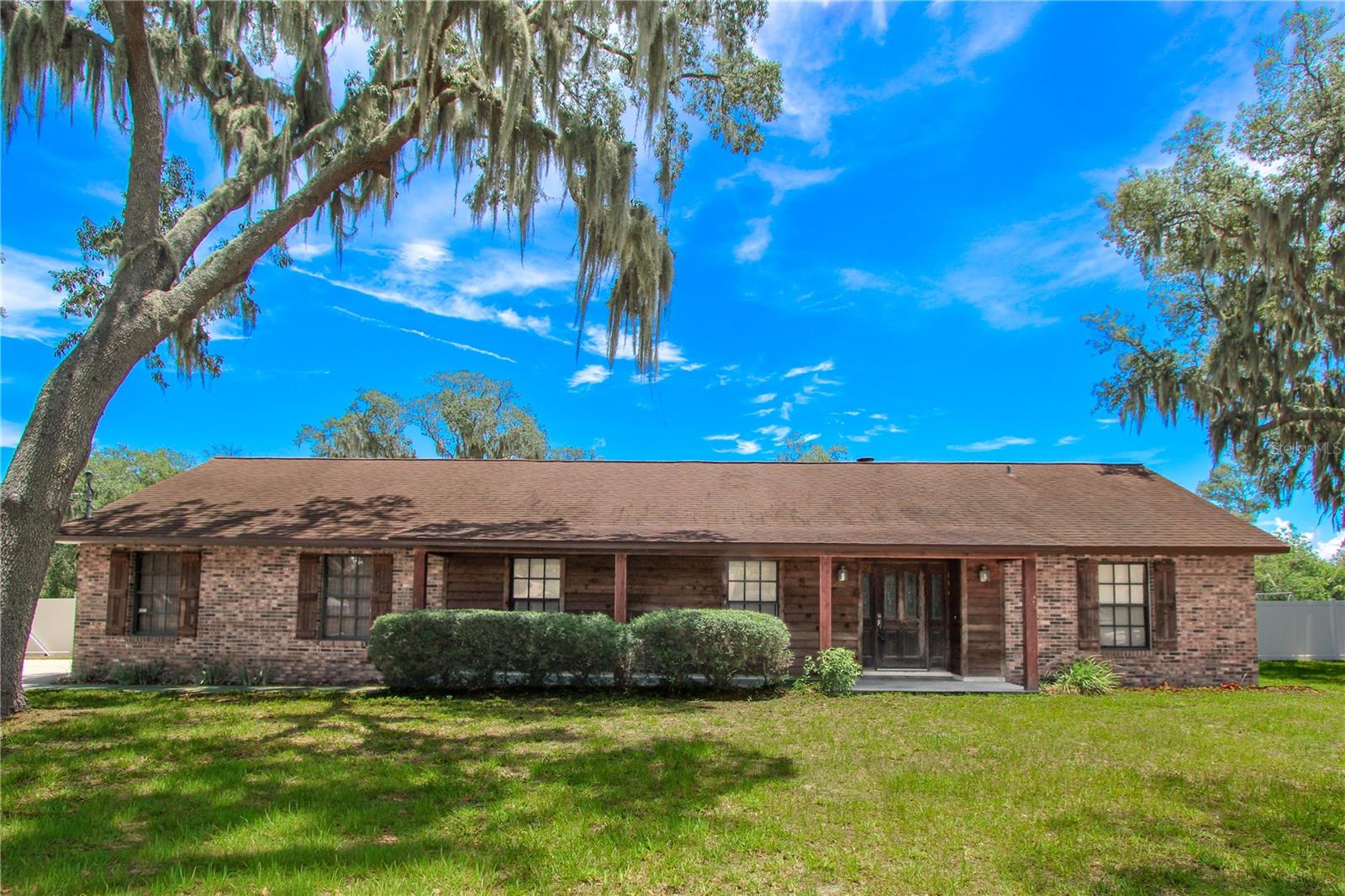 Photo of 12305 WEXFORD HILLS ROAD RIVERVIEW FL 33569