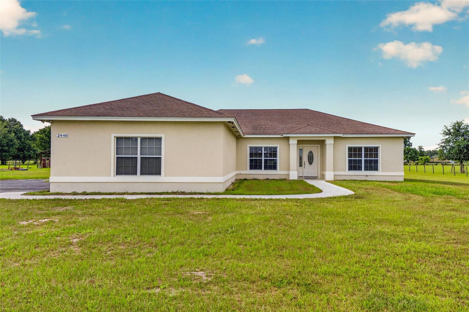 Photo of 2440 CR 546 BUSHNELL FL 33513