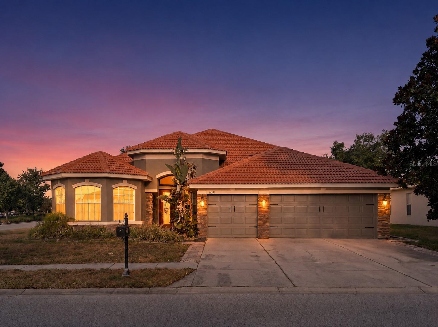 Photo of 11530 OYSTER BAY CIRCLE NEW PORT RICHEY FL 34654
