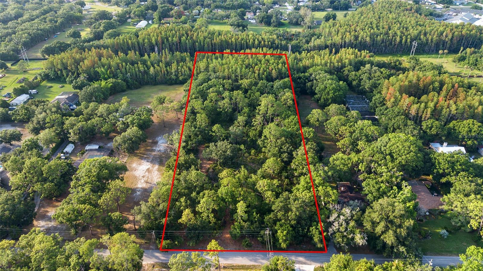 Photo of LAKE LE CLARE ROAD LUTZ FL 33558