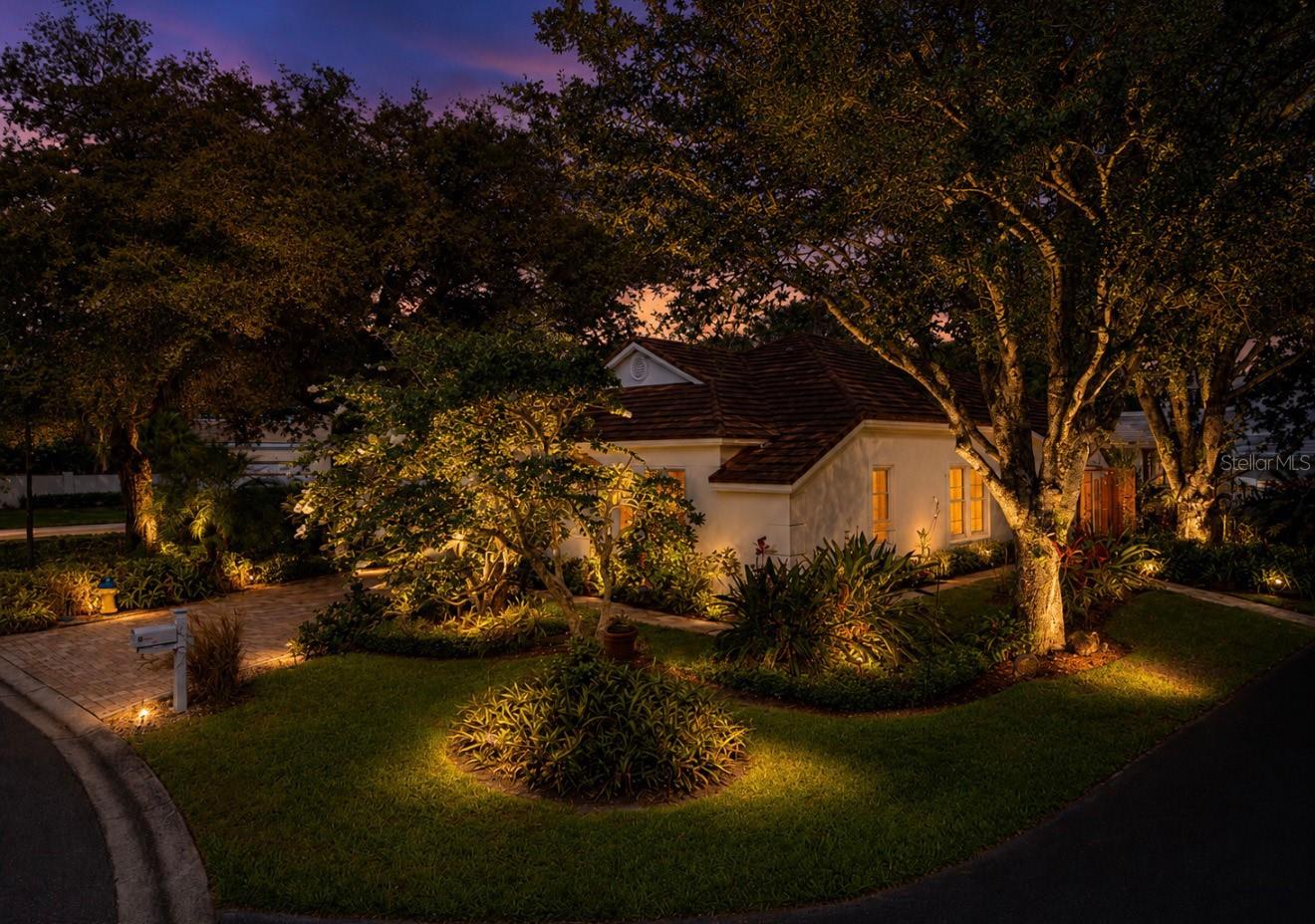 Photo of 5204 GREEN FOREST COURT TAMPA FL 33647