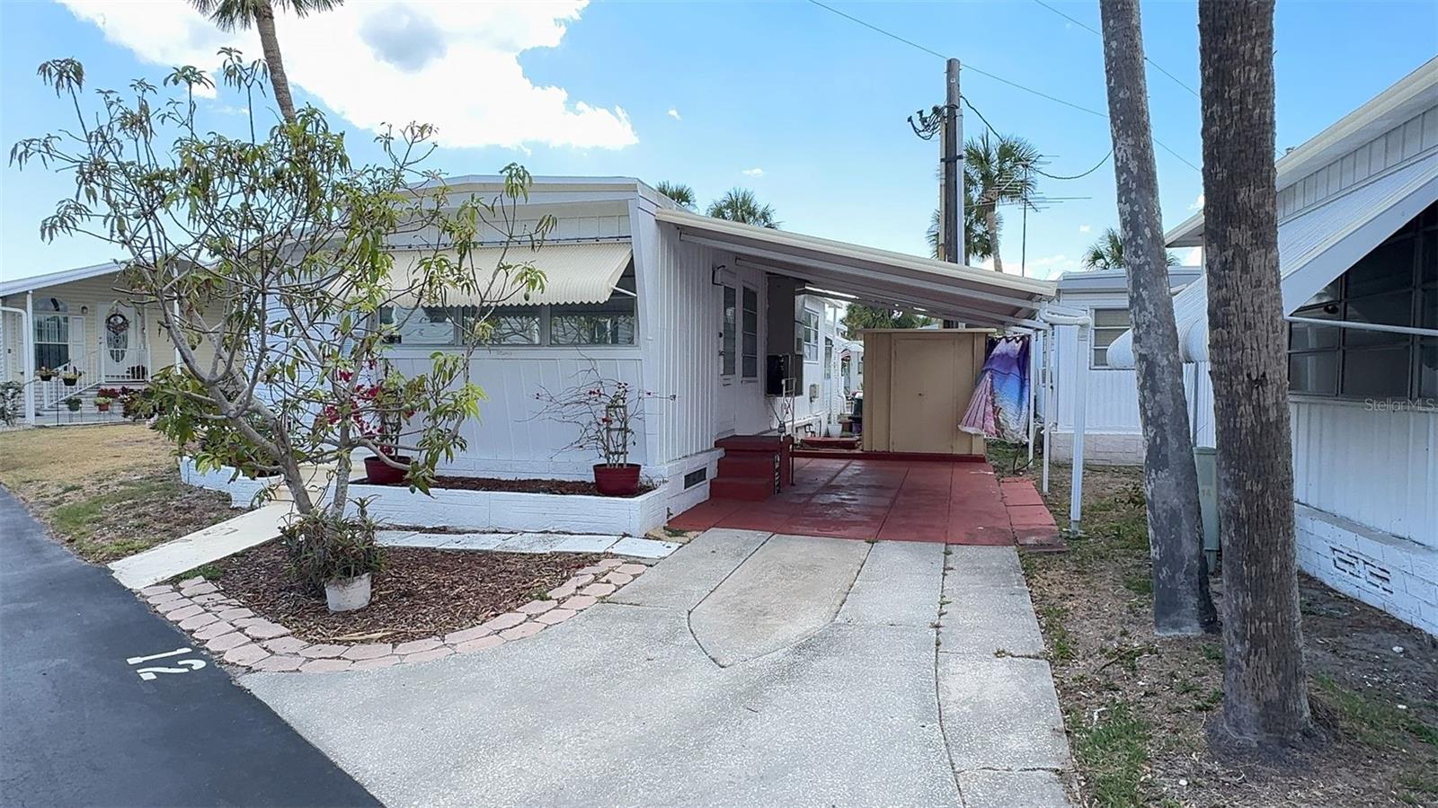 Photo of 4851 W GANDY BOULEVARD #B4L12 TAMPA FL 33611