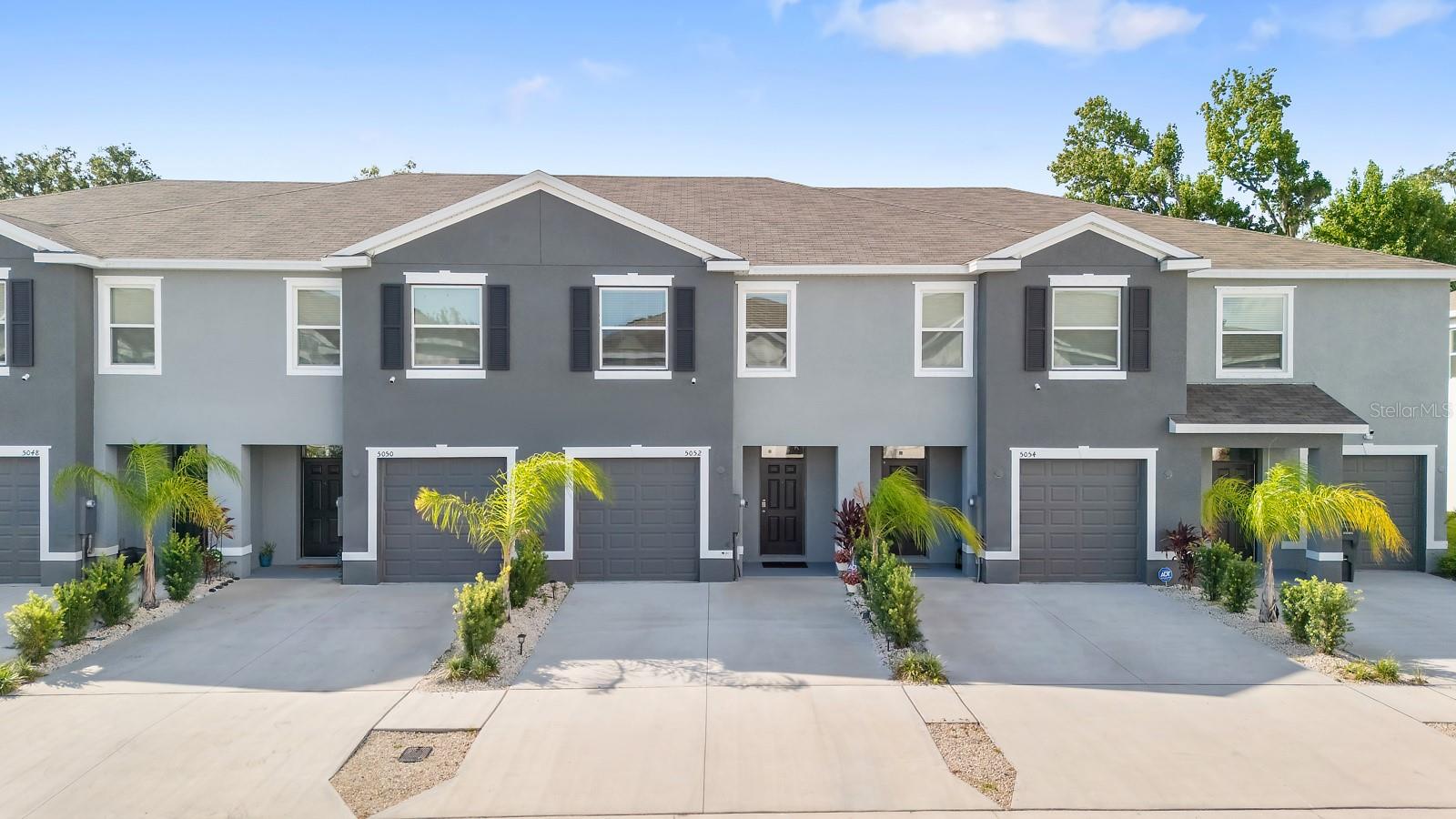 Photo of 5052 CAPTAIN DAVIS DRIVE WIMAUMA FL 33598