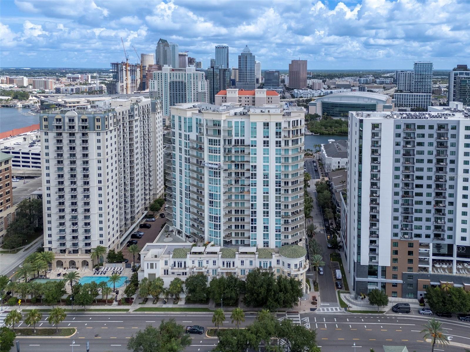 Photo of 450 KNIGHTS RUN AVENUE #1503 TAMPA FL 33602