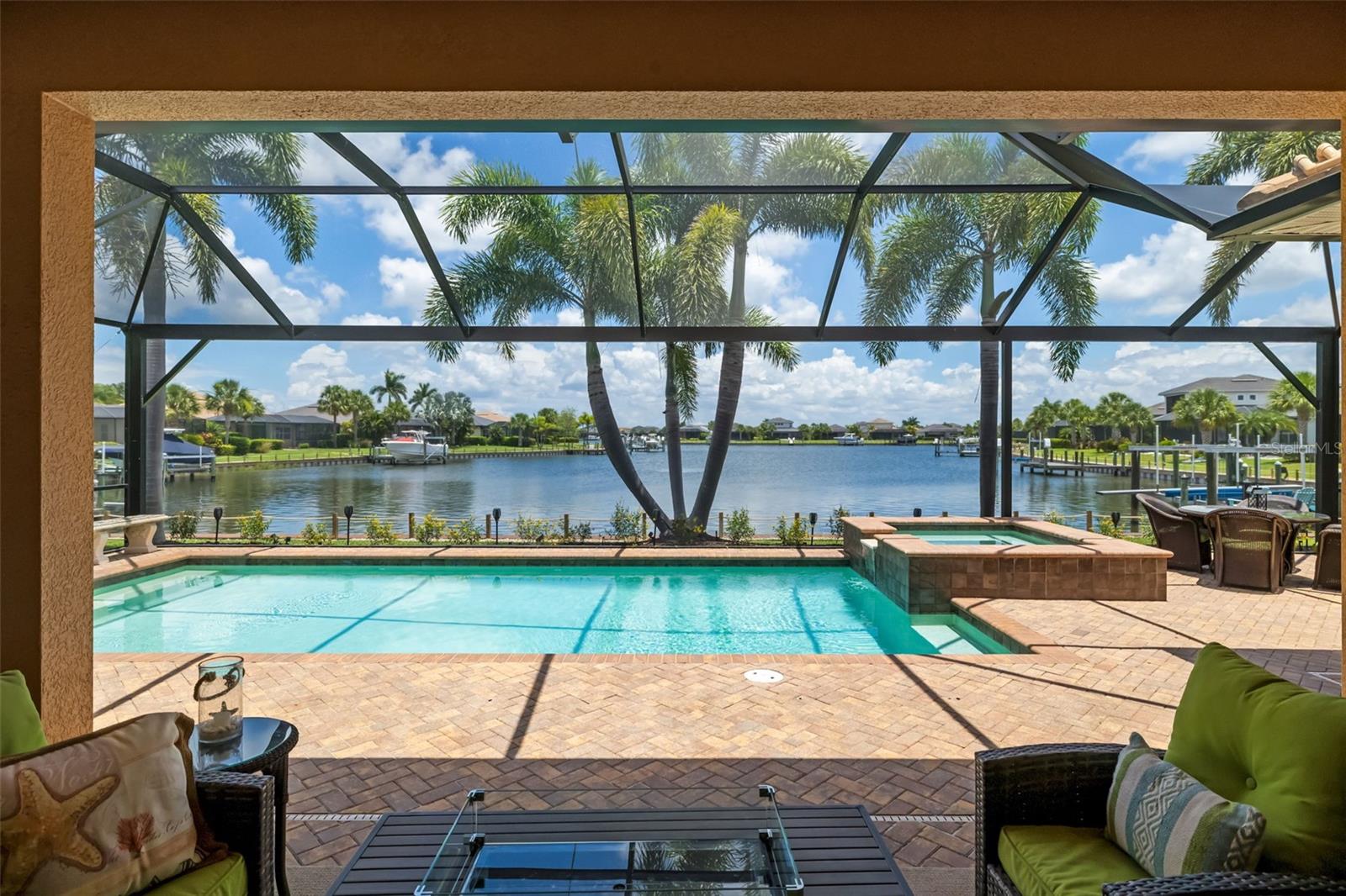 Photo of 5216 LAKE OVERLOOK AVENUE BRADENTON FL 34208