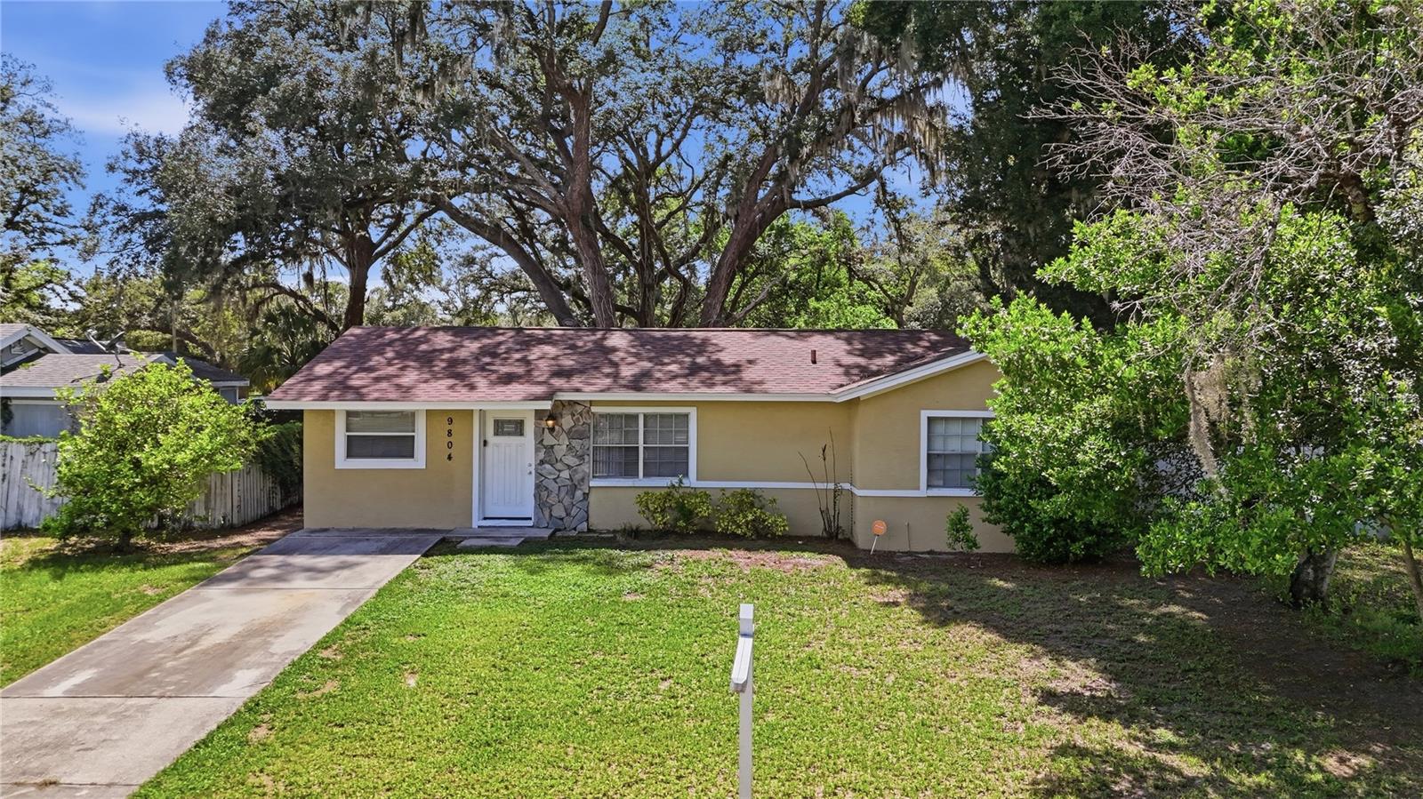 Photo of 9804 N ELMER STREET TAMPA FL 33612