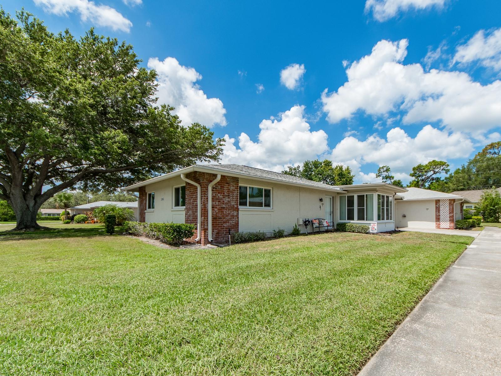 Photo of 1009 QUEEN ANNE DRIVE #B PALM HARBOR FL 34684