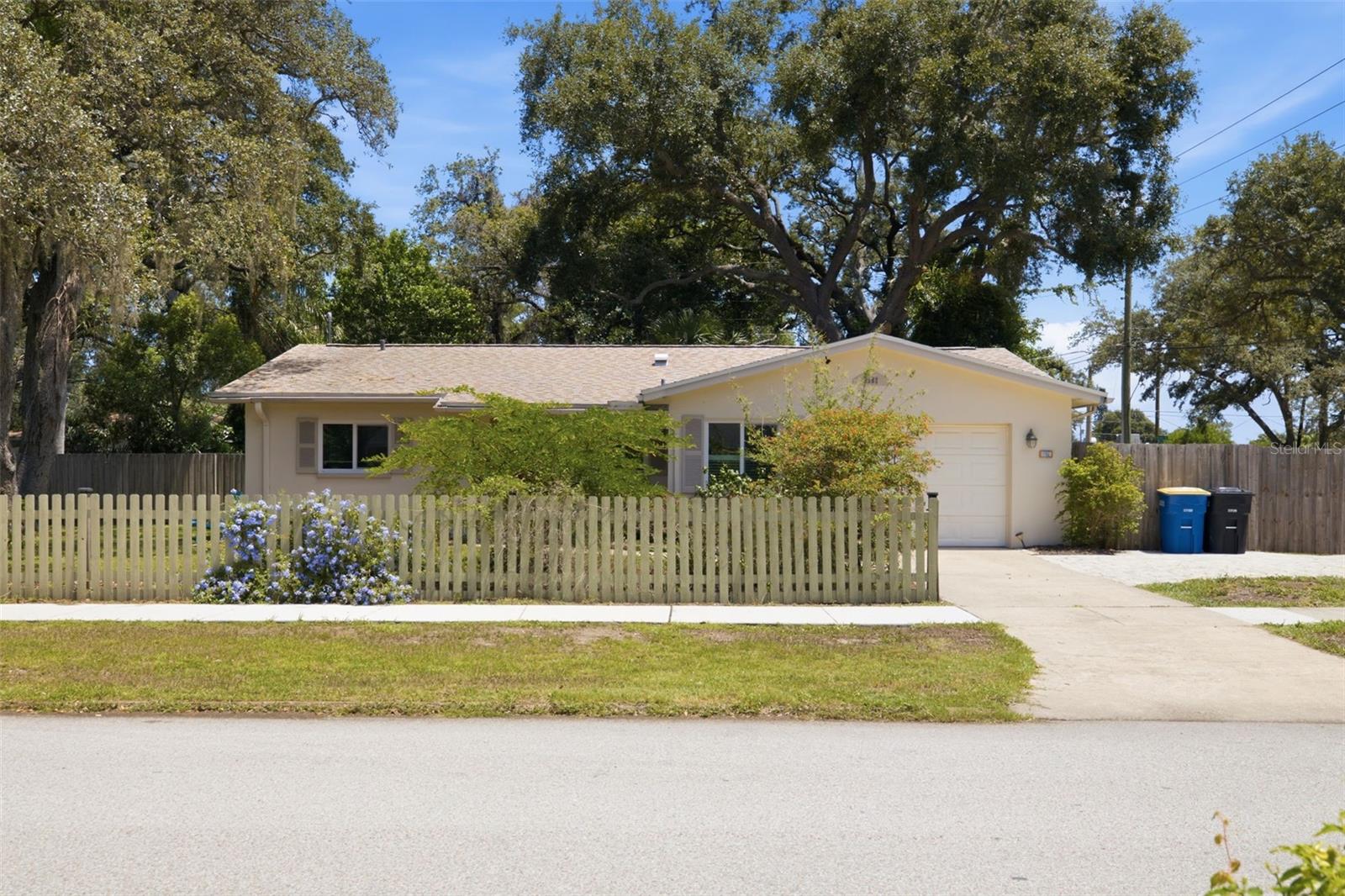 Photo of 1282 PALM STREET CLEARWATER FL 33755