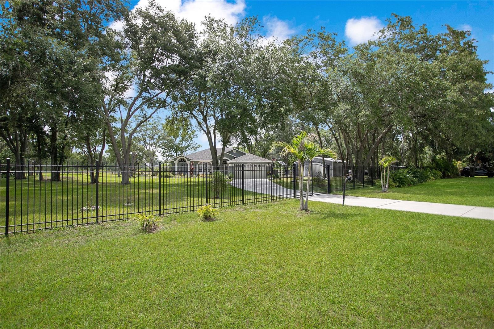 Photo of 19616 LIVINGSTON AVENUE LUTZ FL 33559