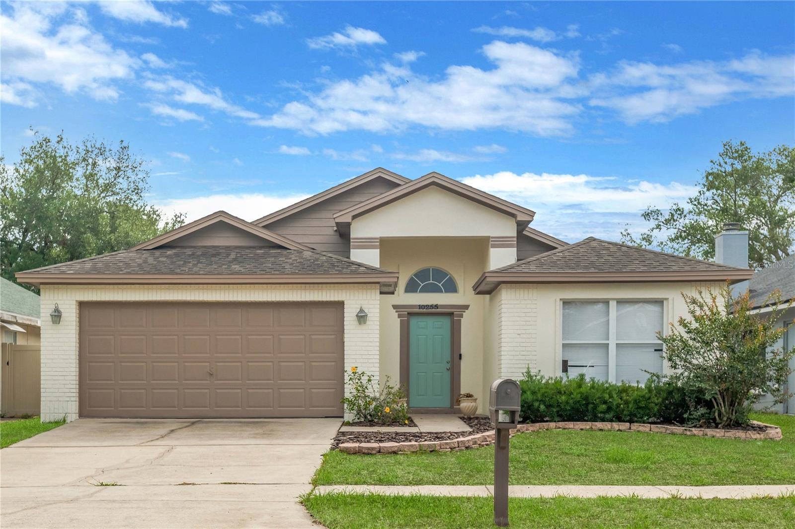 Photo of 10255 ALLENWOOD DRIVE RIVERVIEW FL 33569