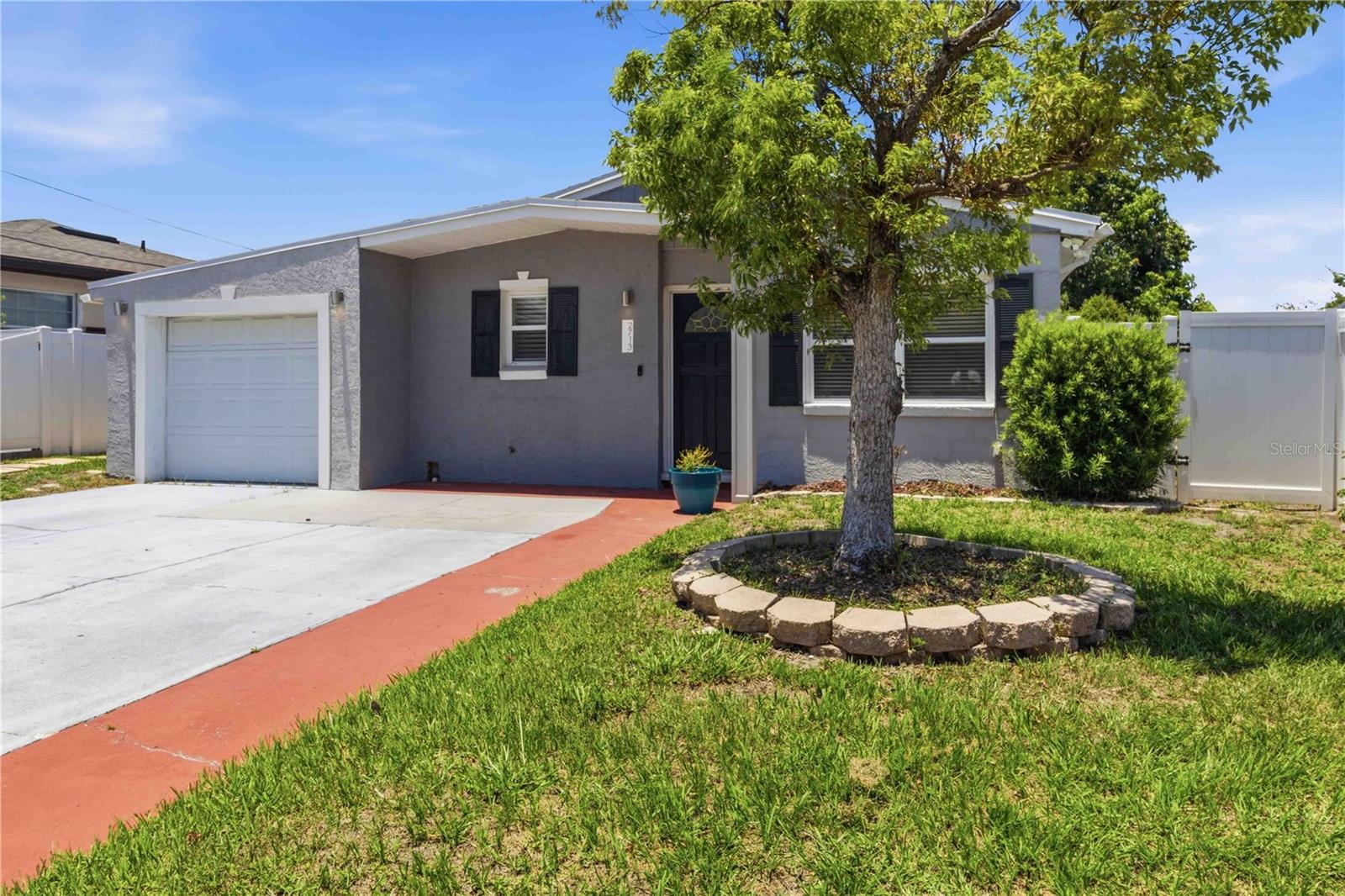 Photo of 2713 W BRADDOCK STREET TAMPA FL 33607