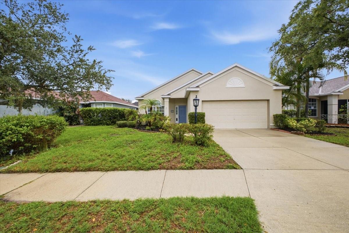 Photo of 819 SPRINGWOOD CIRCLE BRADENTON FL 34212