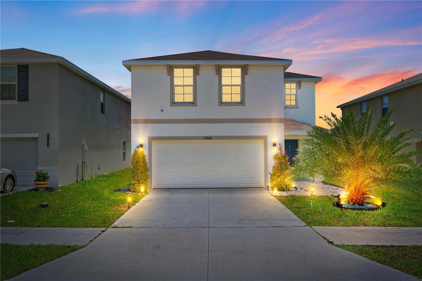Photo of 13576 WHISKEY DAISY DRIVE DADE CITY FL 33525