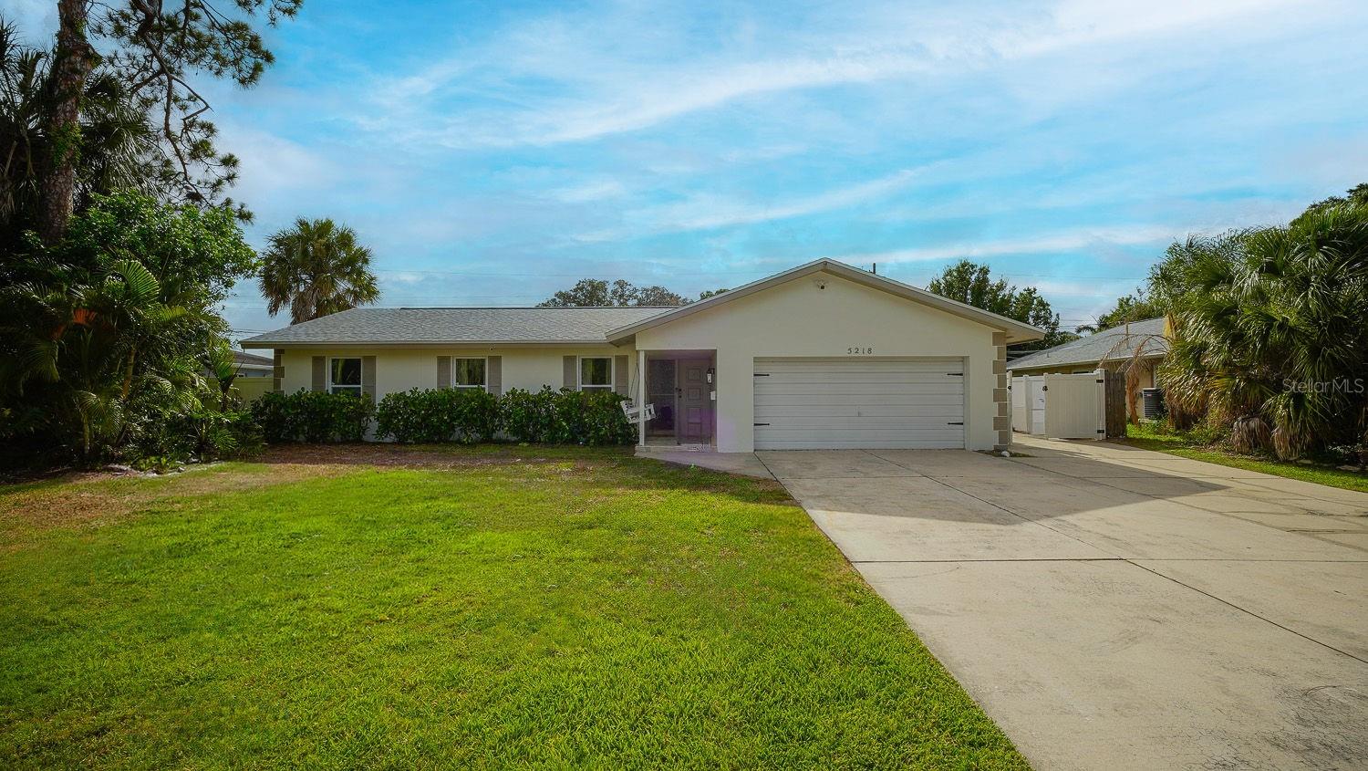 Photo of 5218 VENETIAN BOULEVARD ST PETERSBURG FL 33703