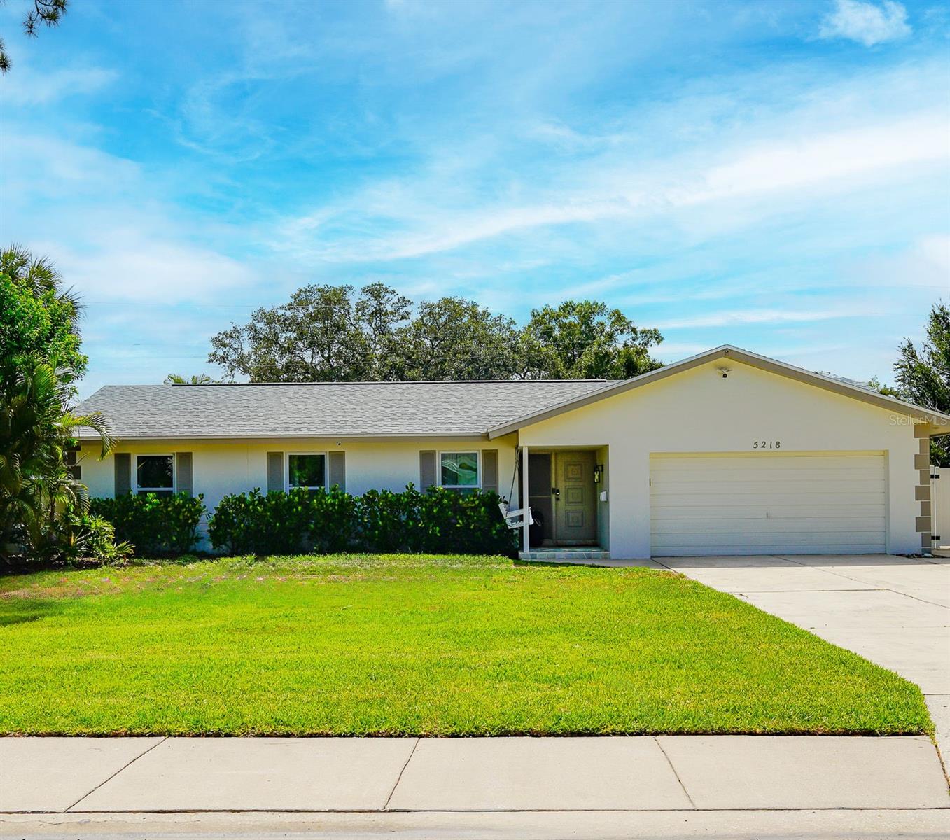 Photo of 5218 VENETIAN BOULEVARD ST PETERSBURG FL 33703