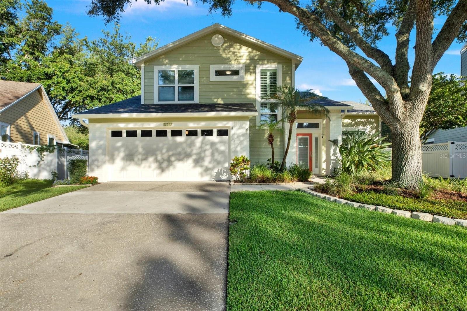 Photo of 17613 ESPRIT DRIVE TAMPA FL 33647