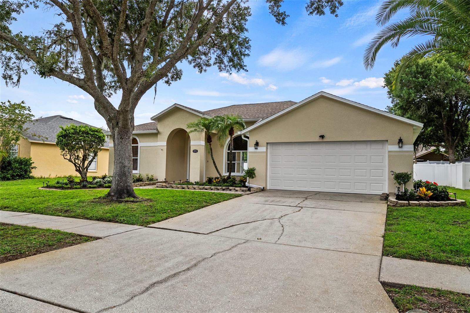 Photo of 19811 WYNDHAM LAKES DRIVE ODESSA FL 33556