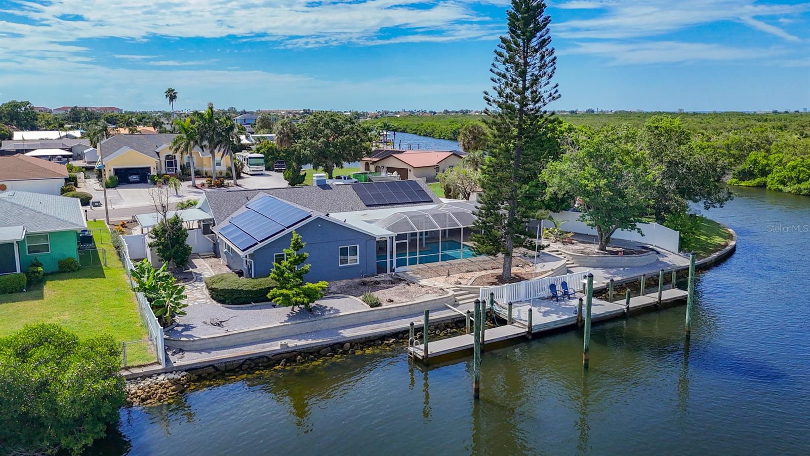 Photo of 6531 SANTIAGO COURT APOLLO BEACH FL 33572