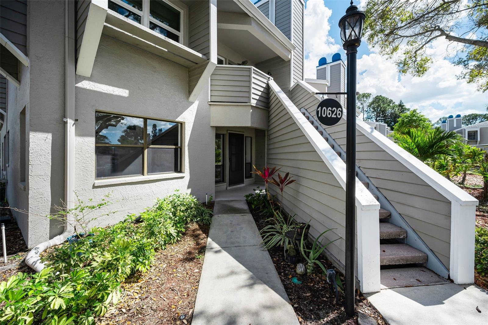 Photo of 10626 LONGWOOD DRIVE #102 SEMINOLE FL 33777