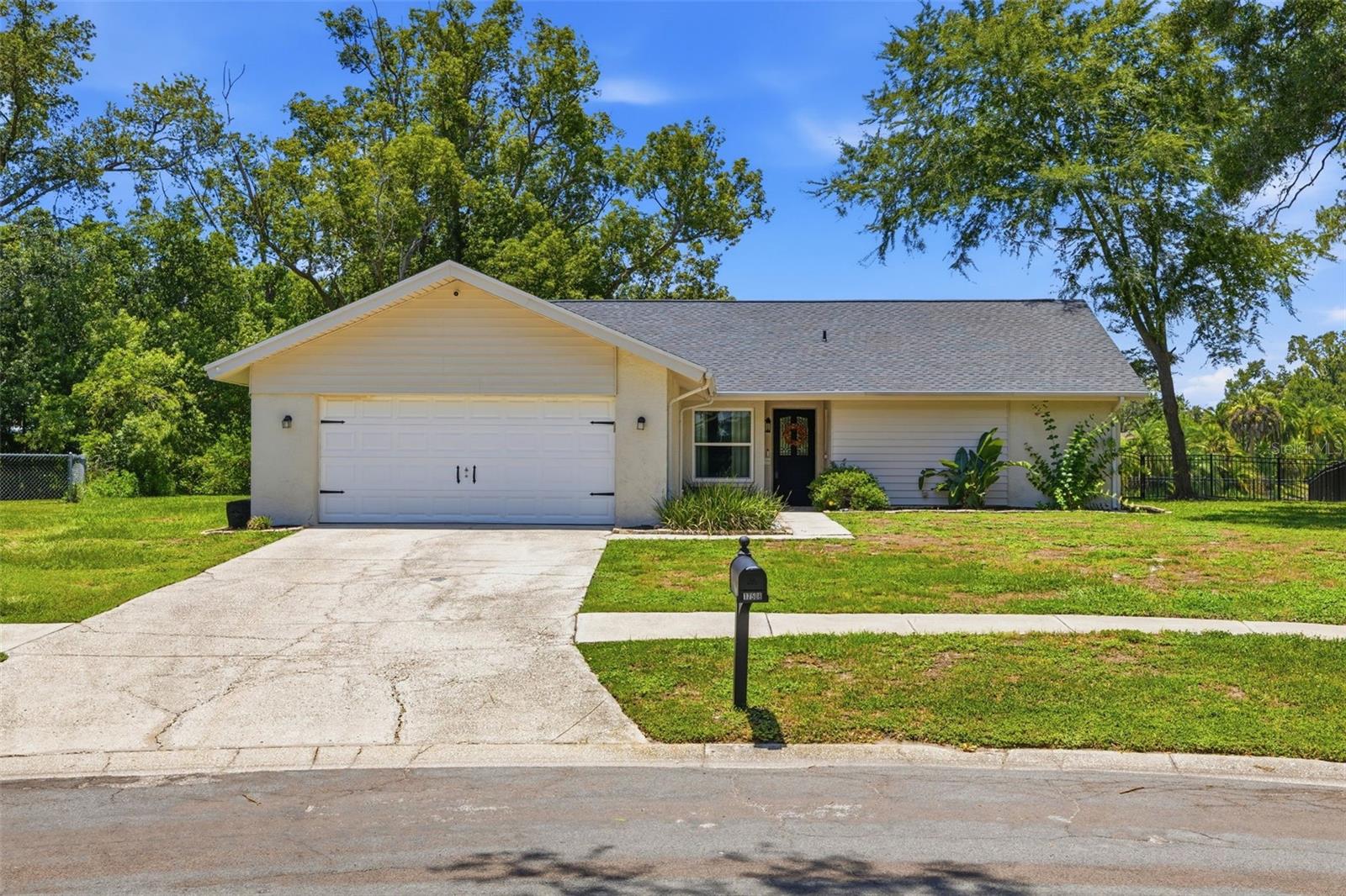 Photo of 17508 BRANDYWINE DRIVE LUTZ FL 33549