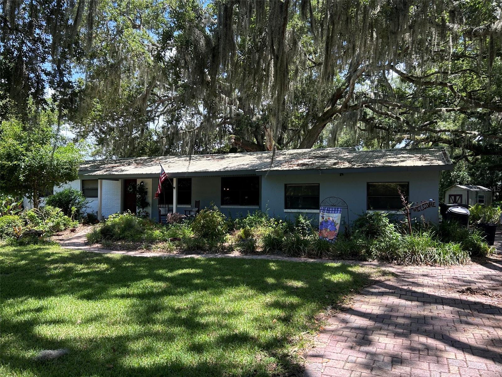 Photo of 6005 DOC THOMPSON ROAD PLANT CITY FL 33565