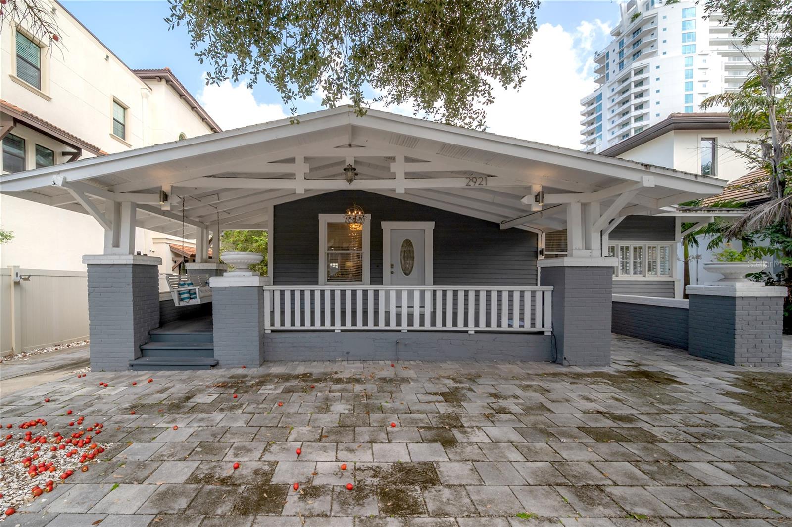 Photo of 2921 W EL PRADO BOULEVARD TAMPA FL 33629