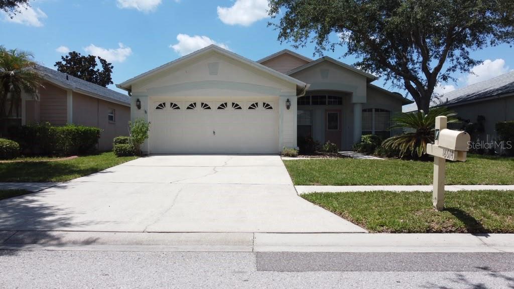 Photo of 18014 ARBOR CREST DRIVE TAMPA FL 33647