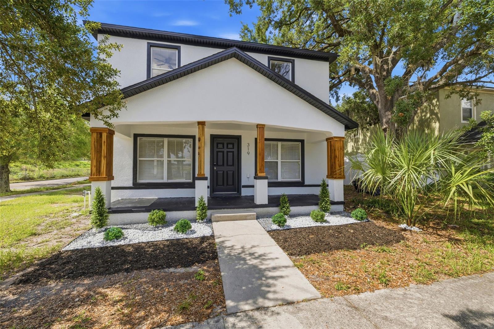Photo of 319 E HANLON STREET TAMPA FL 33604
