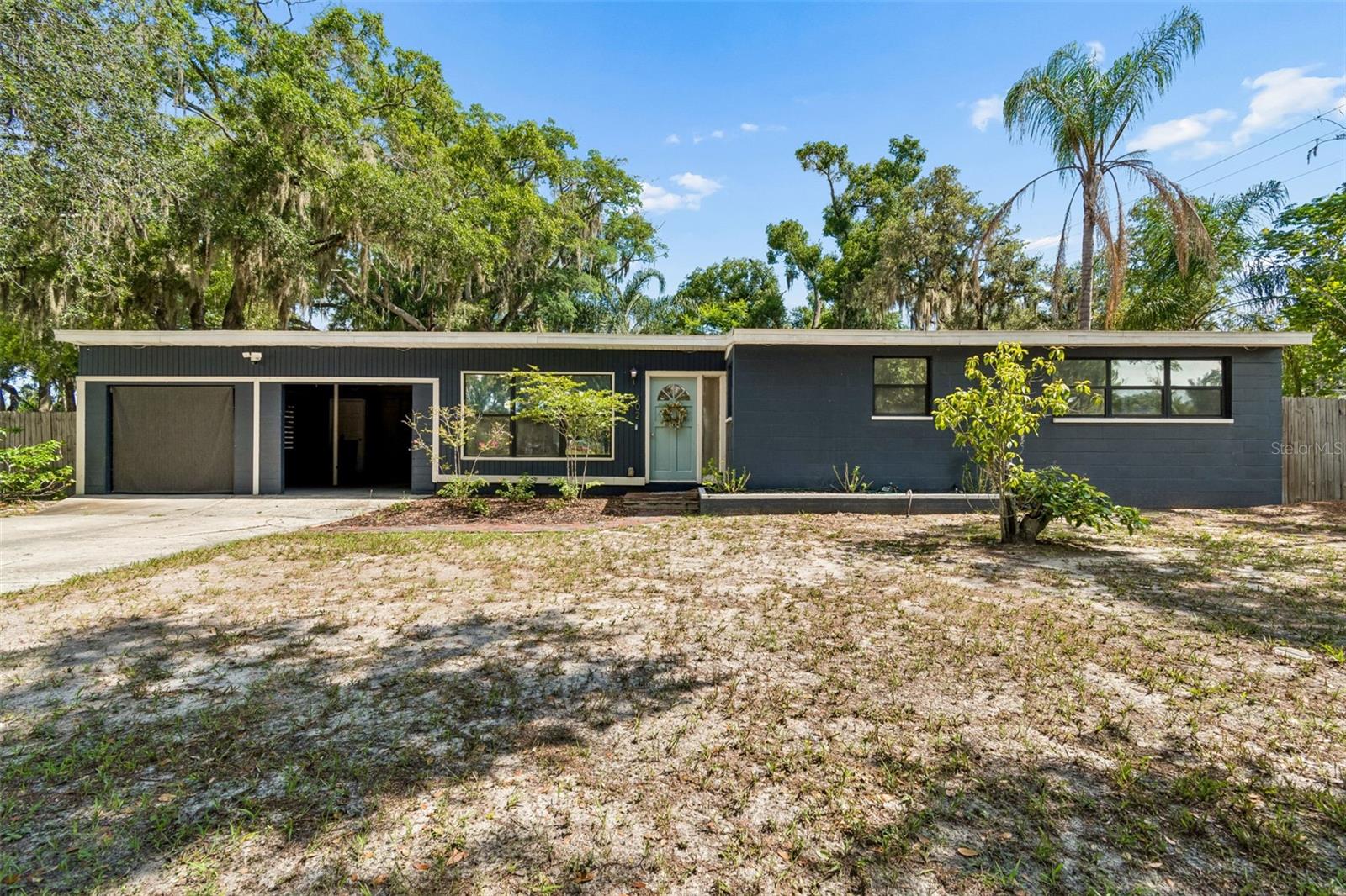 Photo of 402 DUNEDIN AVENUE TEMPLE TERRACE FL 33617