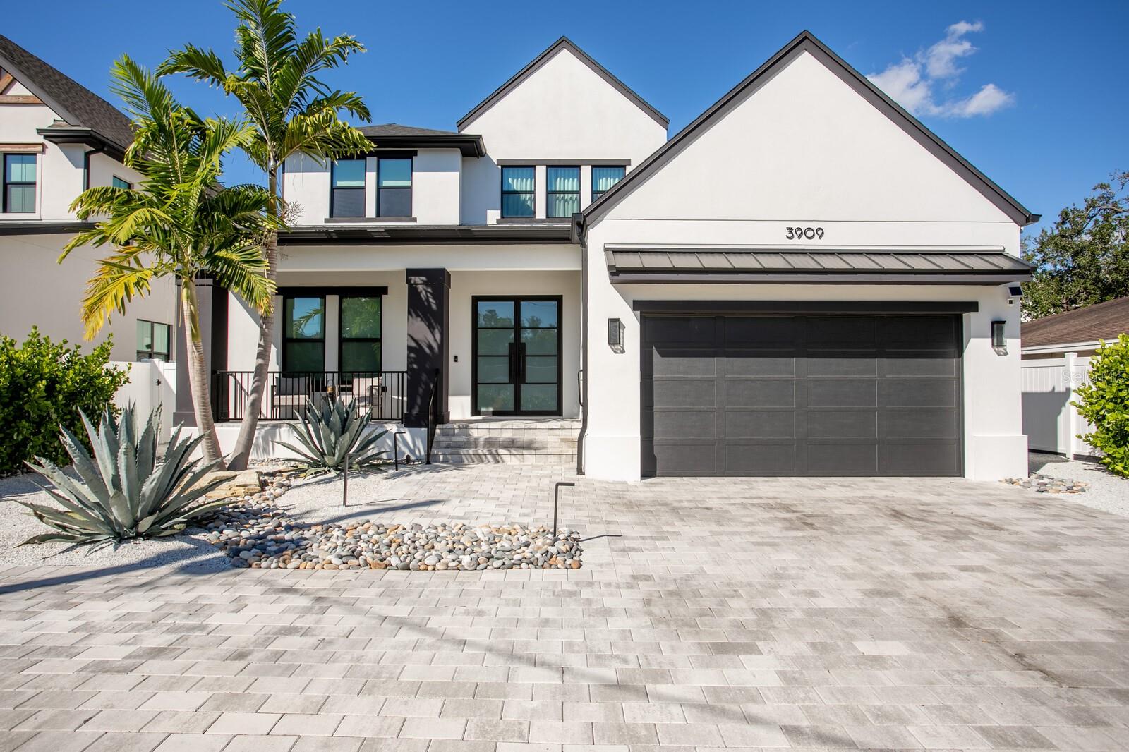 Photo of 3909 W AZEELE STREET TAMPA FL 33609