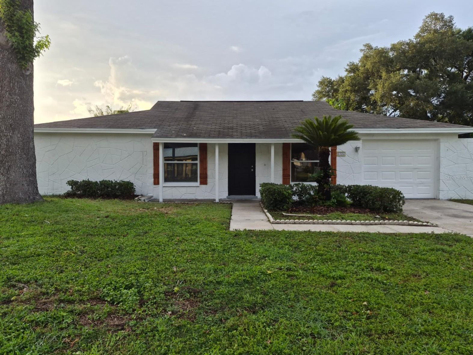 Photo of 1726 ELISE MARIE DRIVE SEFFNER FL 33584