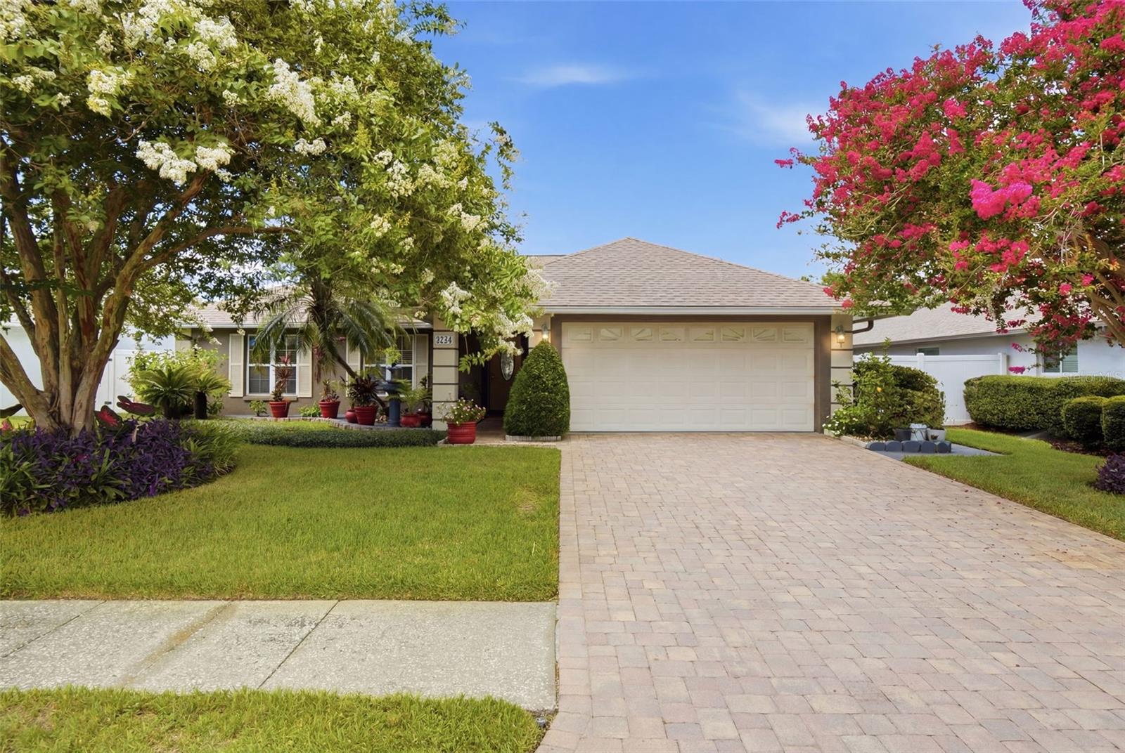 Photo of 5113 PENNSBURY DRIVE TAMPA FL 33624