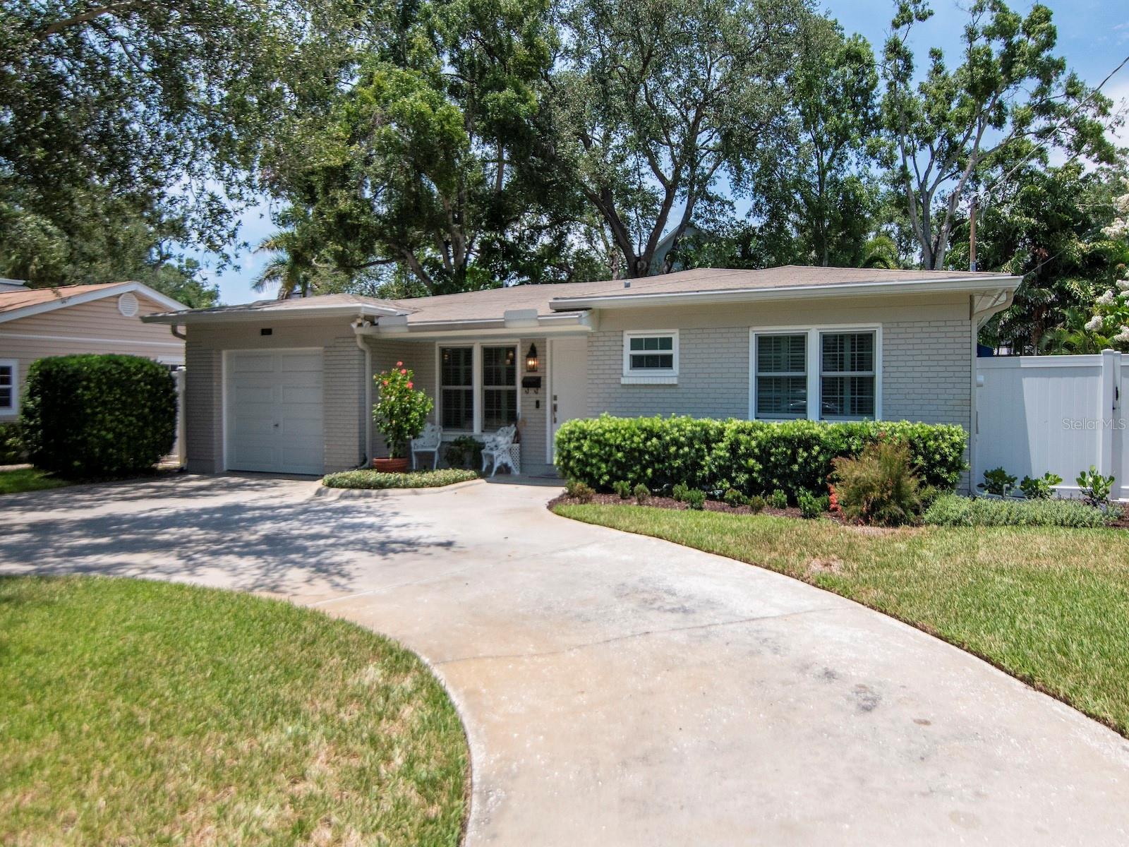 Photo of 4415 W SAN CARLOS STREET TAMPA FL 33629