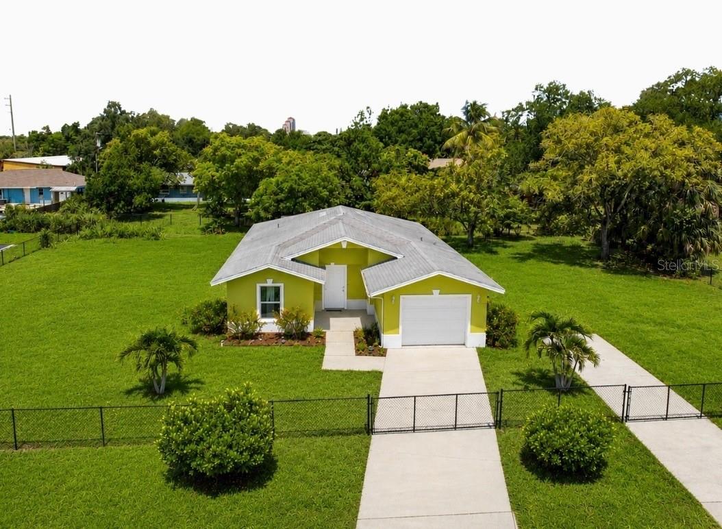Photo of 1938 LILLIE STREET FORT MYERS FL 33916