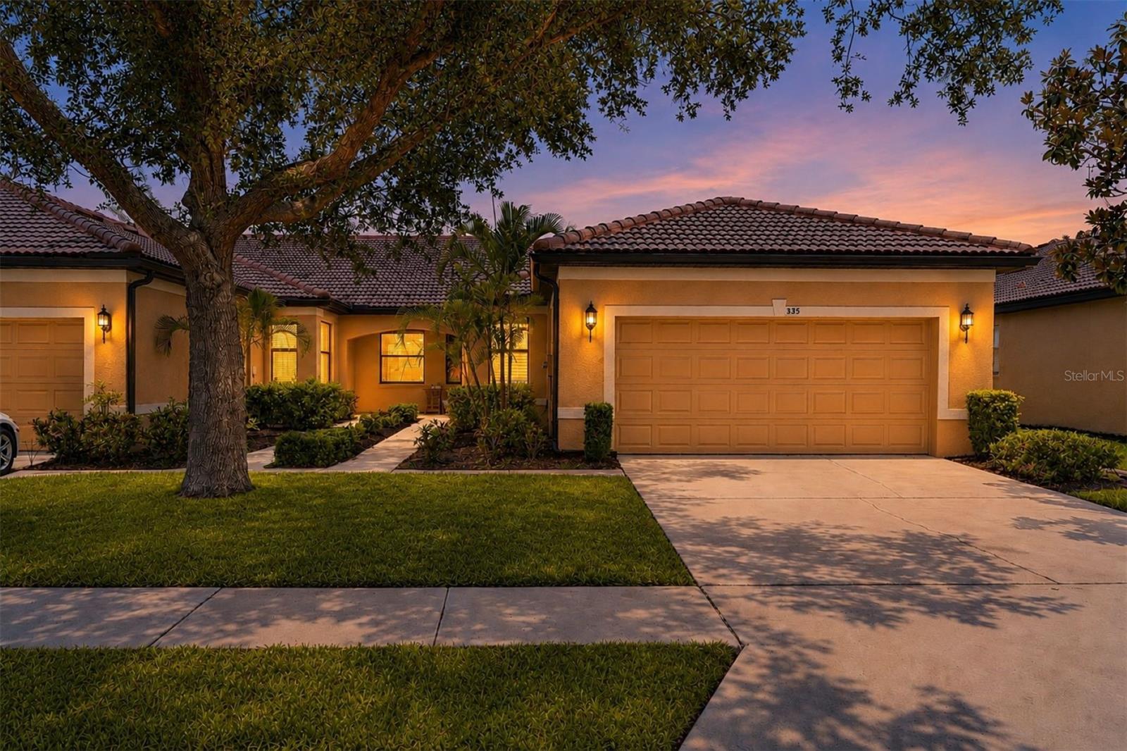 Photo of 335 SENECA FALLS DRIVE APOLLO BEACH FL 33572
