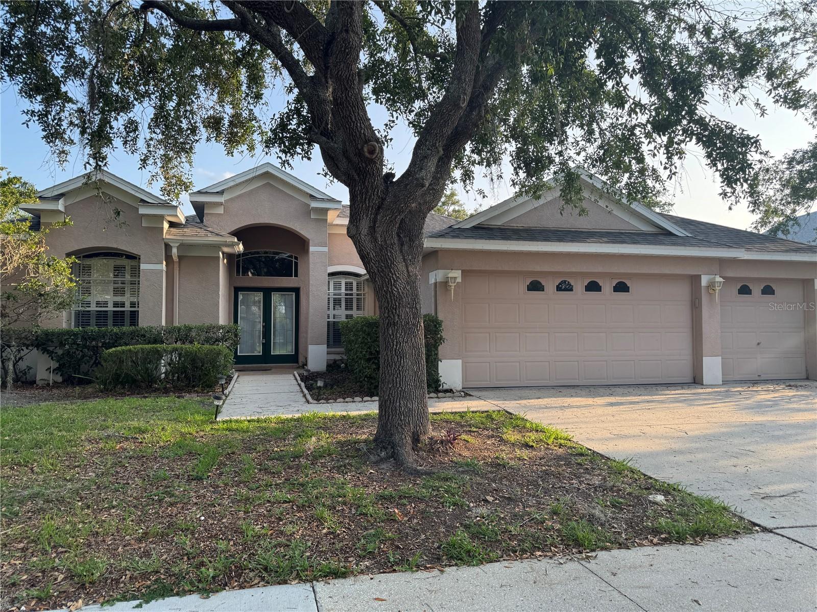 Photo of 10207 QUAILS LANDING AVENUE TAMPA FL 33647